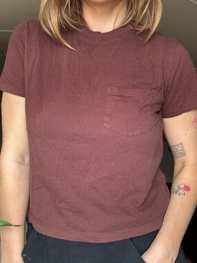 Everlane Short Sleeve Pocket Tee - Burgundy / Maroon